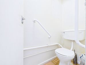 Photo 13- click for photo gallery